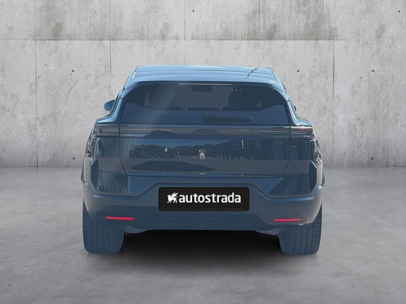 Polestar 3 4 of 20