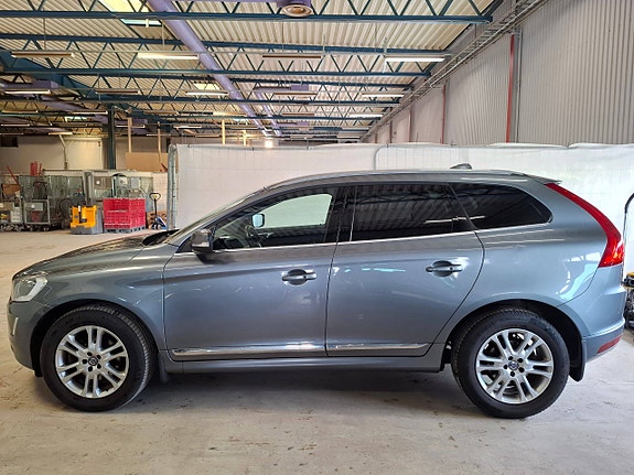 Volvo XC60 4 of 28