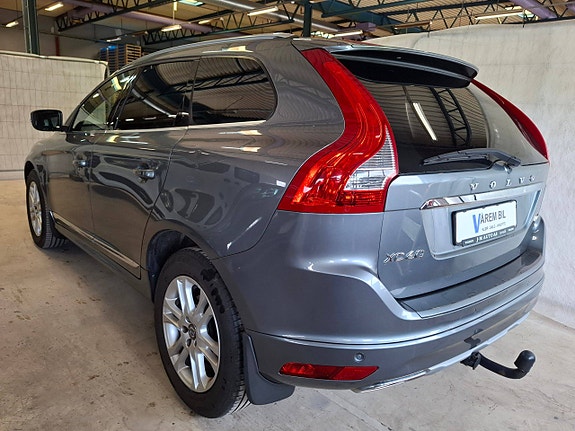 Volvo XC60 5 of 28
