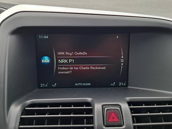 Volvo XC60 18 of 28