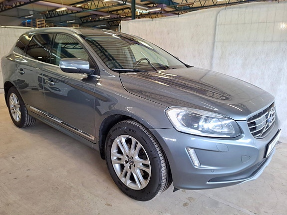 Volvo XC60 9 of 28
