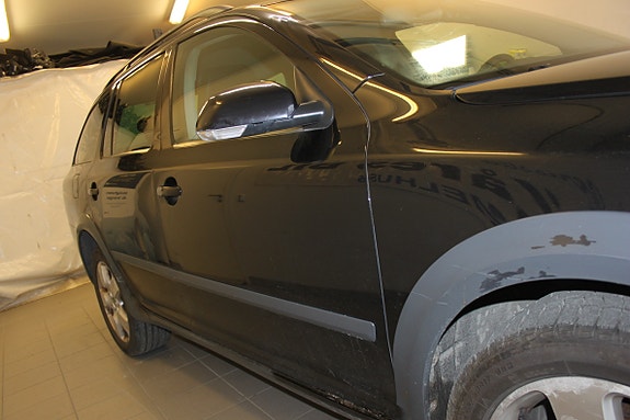 Skoda Octavia Scout 4 of 23