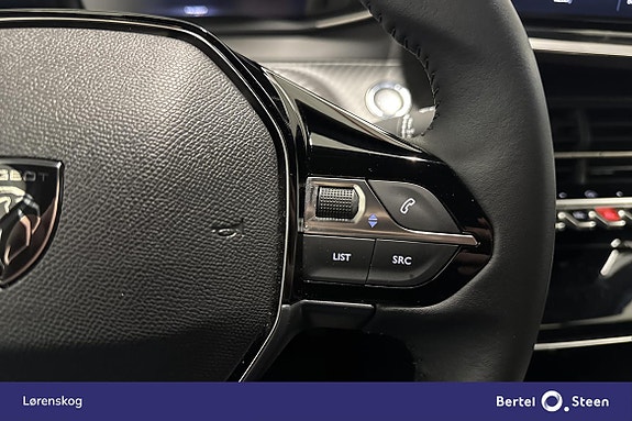 Peugeot e-2008 15 of 23