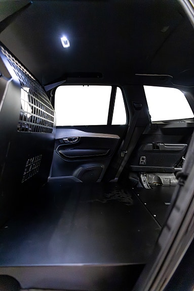 Volvo XC90 4 of 5
