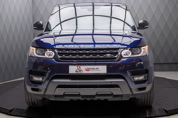 Land Rover Range Rover Sport 4 of 5