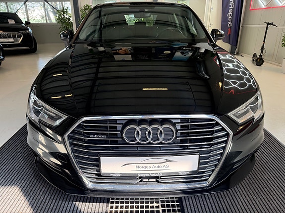 Audi A3 3 of 5