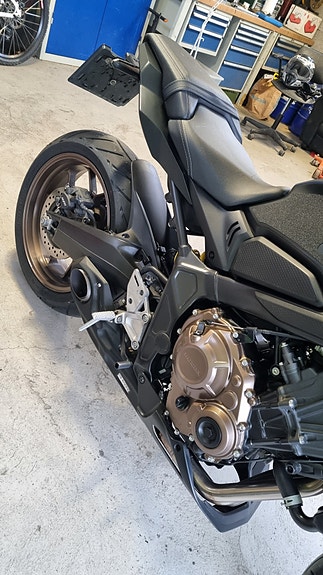 Honda CB 650 R 3 of 7