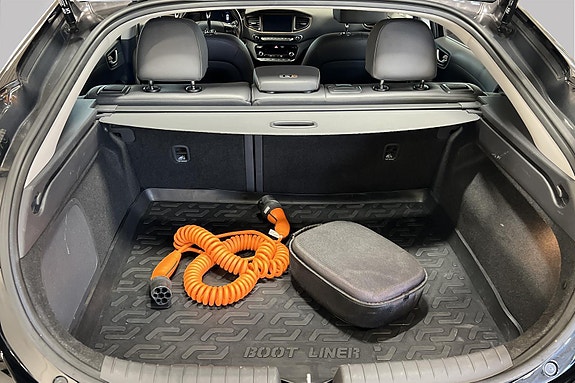 Hyundai IONIQ 5 of 5