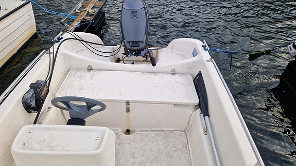 Yamarin 4210SL - Perfekt hytte- og familiebåt, inkl. båthenger 9 of 12