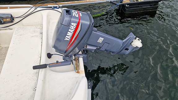 Yamarin 4210SL - Perfekt hytte- og familiebåt, inkl. båthenger 8 of 12