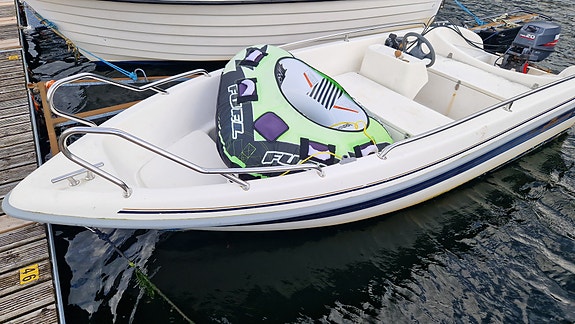 Yamarin 4210SL - Perfekt hytte- og familiebåt, inkl. båthenger 12 of 12
