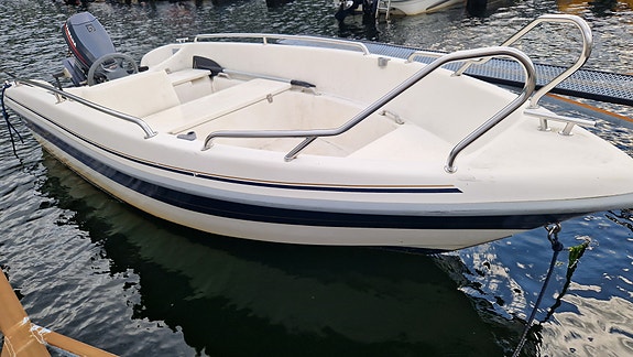 Yamarin 4210SL - Perfekt hytte- og familiebåt, inkl. båthenger 4 of 12