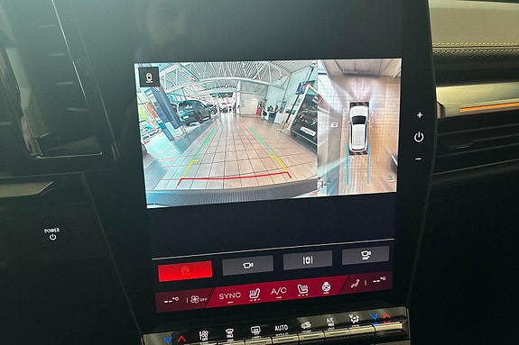 Renault Scenic 13 of 24