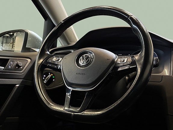 Volkswagen Golf Alltrack 20 of 30