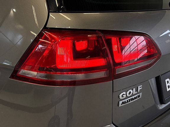 Volkswagen Golf Alltrack 14 of 30