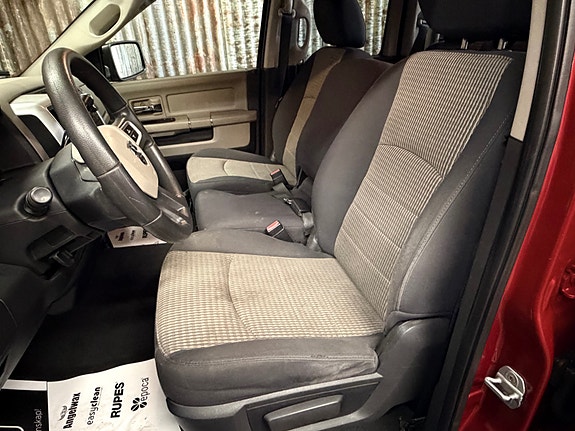 Dodge RAM 26 of 30