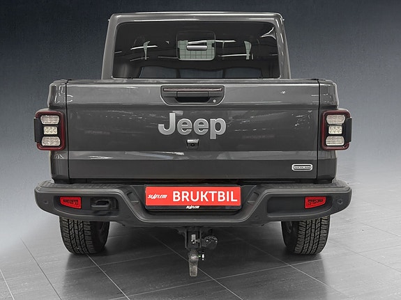 Jeep Gladiator 6 of 21
