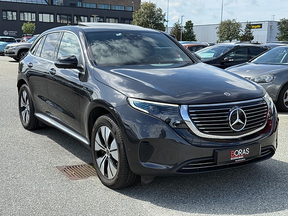 Mercedes-Benz EQC400 3 of 5