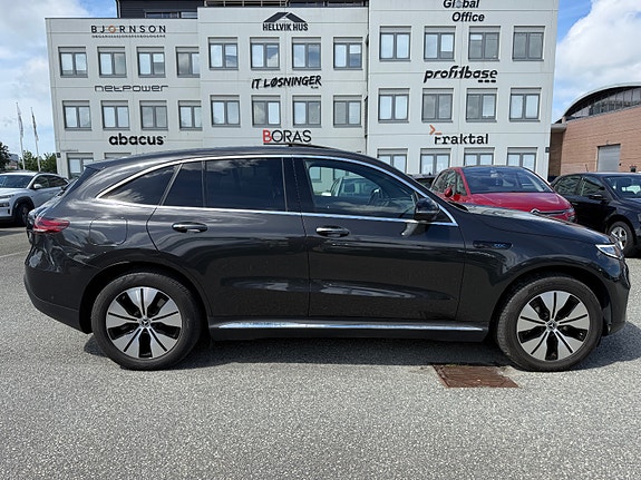 Mercedes-Benz EQC400 4 of 5