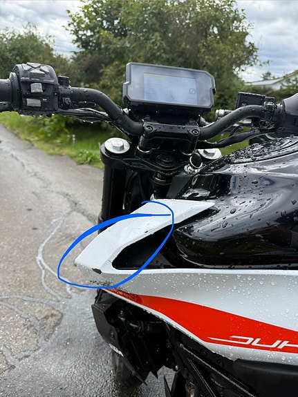 KTM 390 Duke 7 of 9