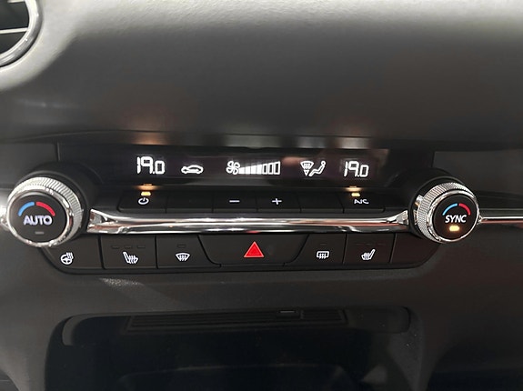 Mazda CX-30 24 of 30