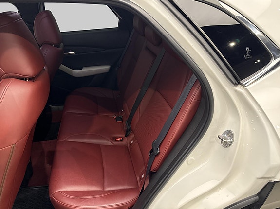 Mazda CX-30 14 of 30
