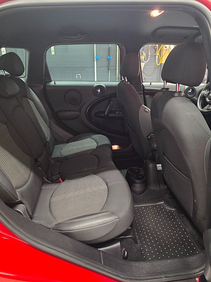 MINI Cooper 19 of 22