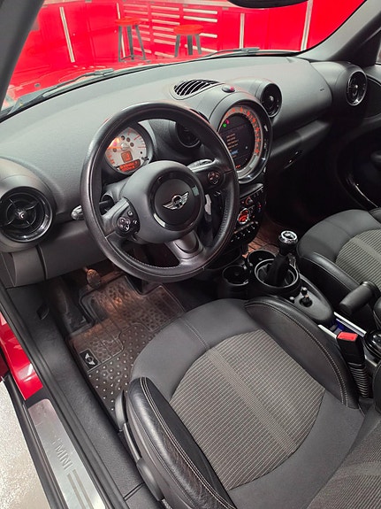 MINI Cooper 12 of 22