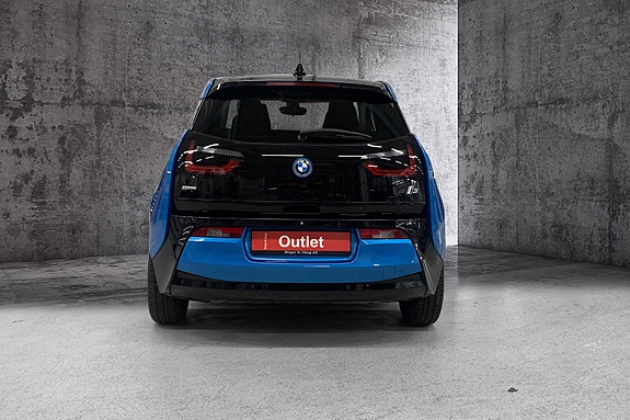 BMW i3 4 of 5