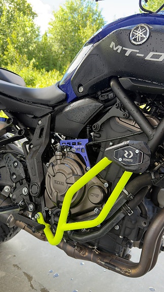 Yamaha MT-07 3 of 9