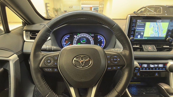 Toyota RAV4 20 of 30