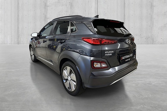Hyundai Kona 3 of 5