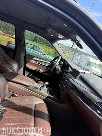 BMW X5 18 of 24