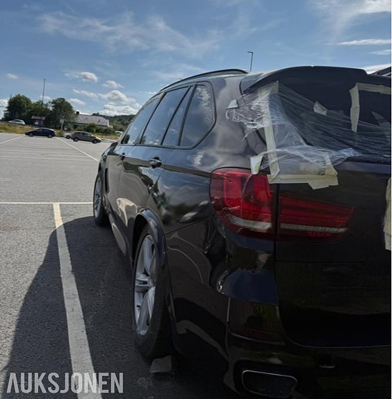 BMW X5 4 of 24