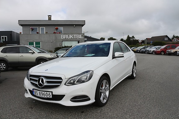 Mercedes-Benz E220 3 of 17
