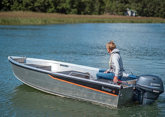 Buster S med Yamaha 30 hk - åpen aluminiumsbåt med stor nytteverdi 3 of 3