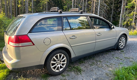 Opel Vectra 4 of 12