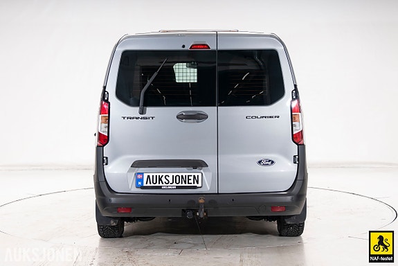Ford Transit Courier 5 of 5