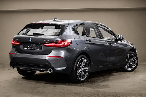 BMW 120d 2 of 5