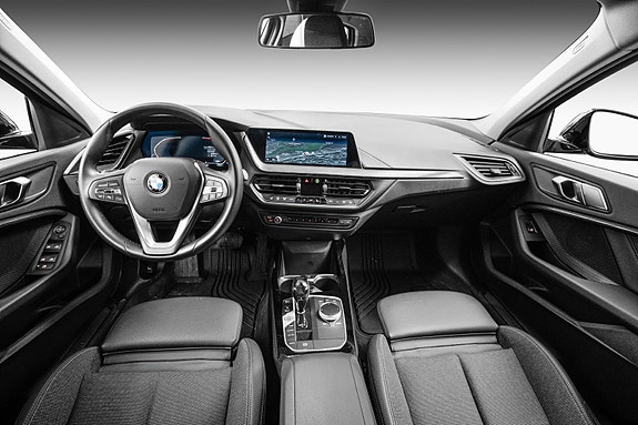 BMW 120d 10 of 30