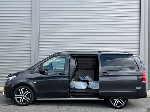 Mercedes-Benz Vito 119 4 of 5