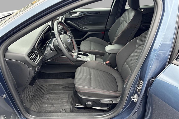 Ford Focus 7 of 14