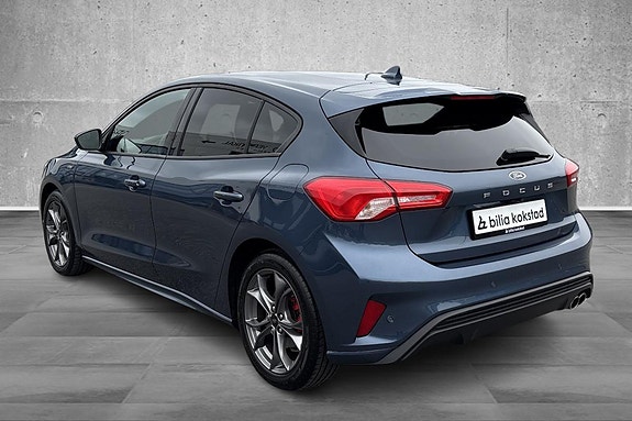 Ford Focus 2 of 14