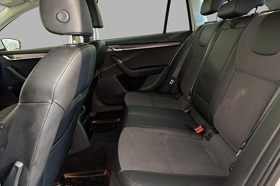 Skoda Octavia 16 of 22