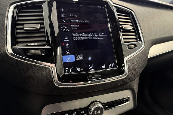 Volvo XC90 18 of 21