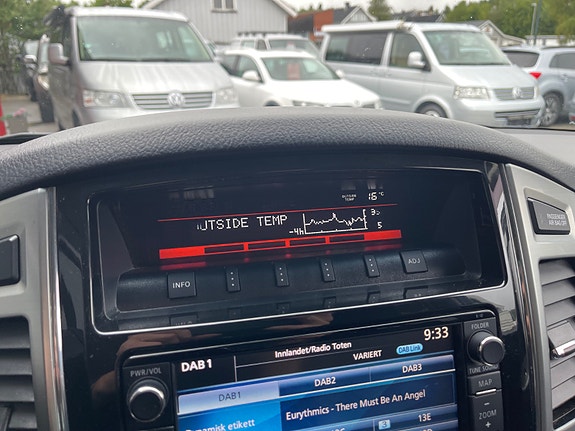 Mitsubishi Pajero 21 of 30