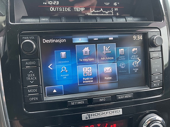 Mitsubishi Pajero 25 of 30