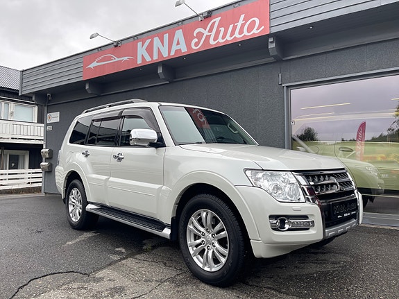 Mitsubishi Pajero 5 of 5