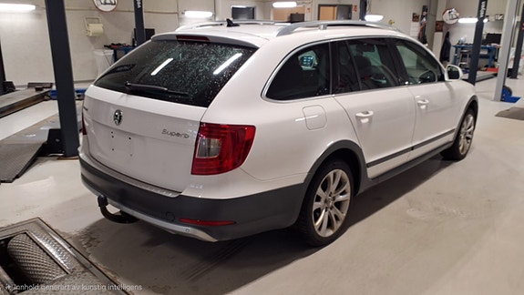 Skoda Superb 2 of 5