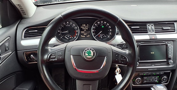 Skoda Superb 3 of 5